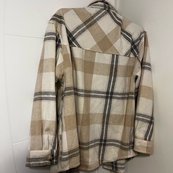 Plaid Button-Up Jacket - Picture 3 of 3